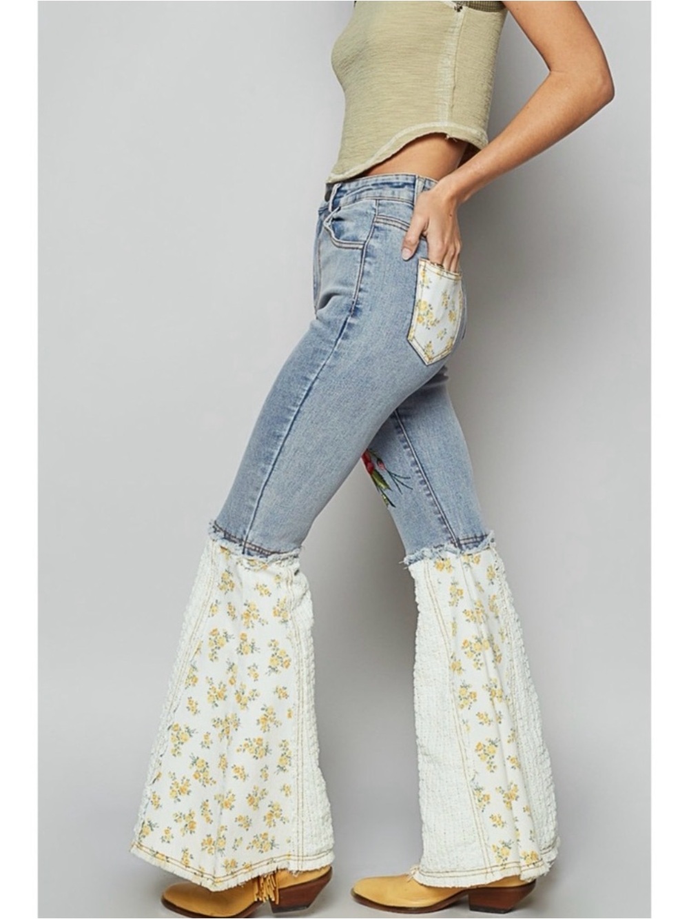 POL Two-Tone Floral Patch Flare Jeans - Light Blue and White! L/12/30 - Picture 2 of 5